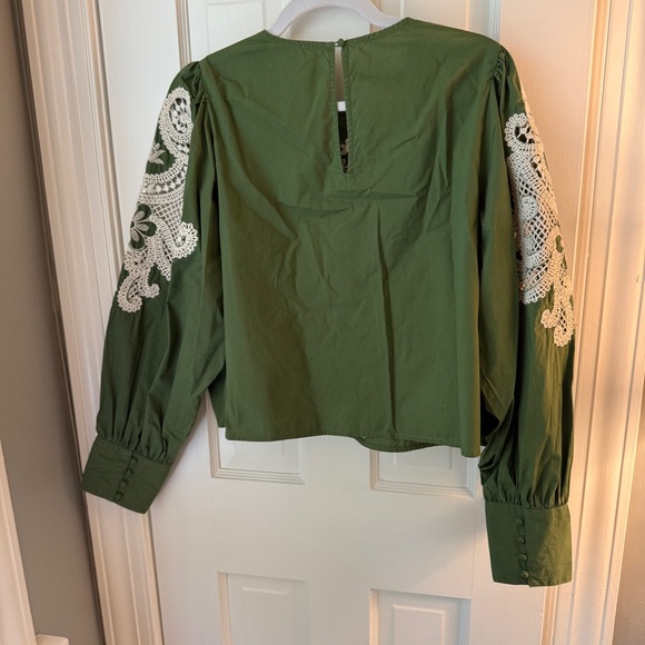 Sézane Jorden Blouse in Khaki/Ecru | Size 42 / US size 10 - Picture 10 of 11